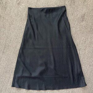 Quince 100% Washable Silk Skirt in Black Size Medium